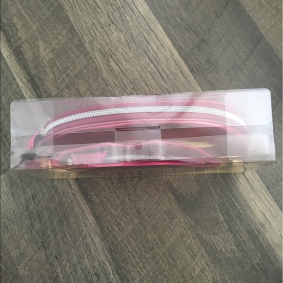 🆕 KENDALL & KYLIE 2 pack CLUTCH 🆕 - Picture 3 of 4